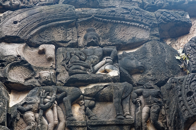 Prasat Sa Kamphaeng Yai-033